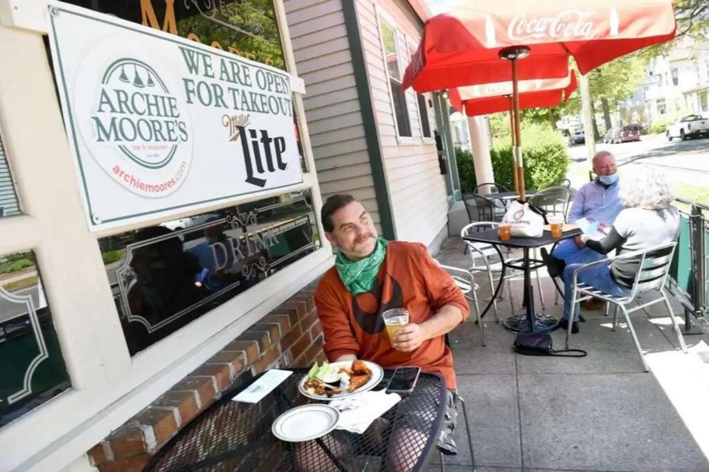 Peachy Paradise In East Rock Near Dt/Yale New Haven Luaran gambar